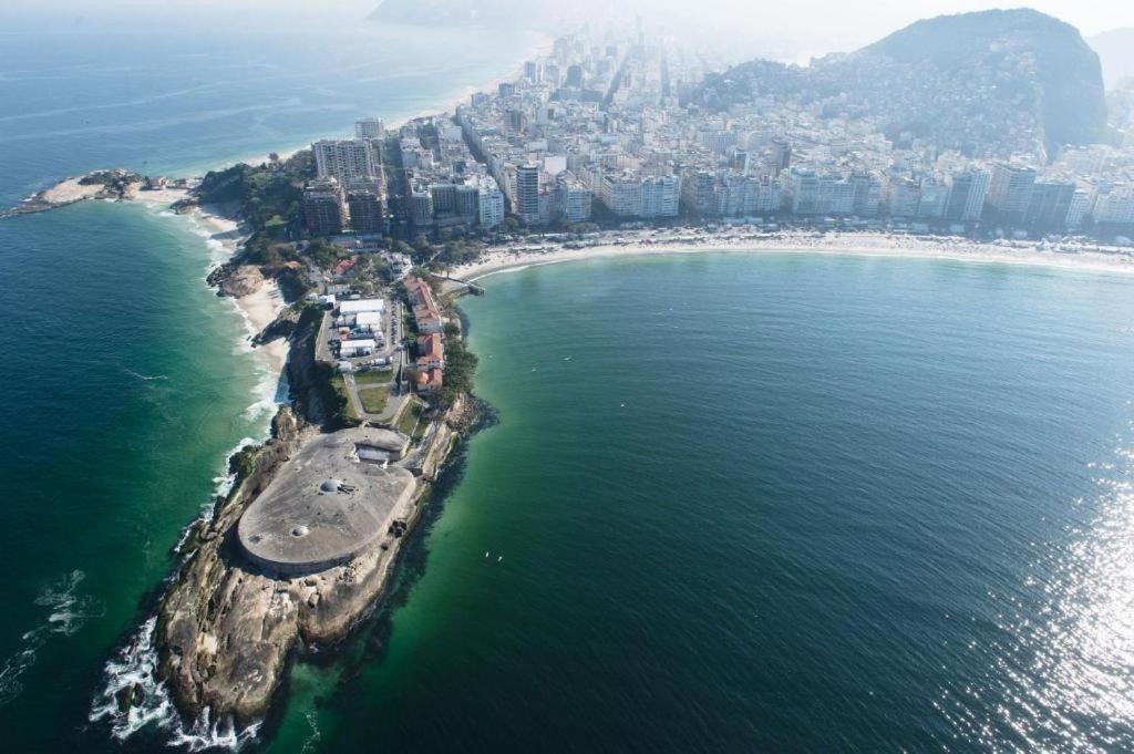 Copacabana 3 Suites, Andar Alto Com Vista Mar, 9 Camas, Enorme, Wifi 300mb, Ar Condicionado Em Todas Suites, Pauloangerami Mvc1812 Apartamento Río de Janeiro