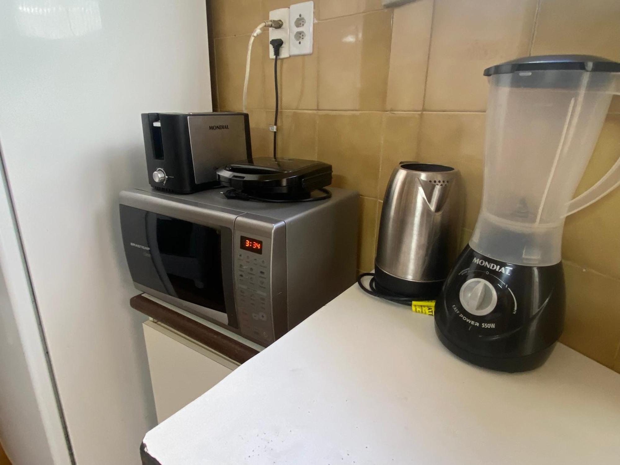 Copacabana 3 Suites, Andar Alto Com Vista Mar, 9 Camas, Enorme, Wifi 300mb, Ar Condicionado Em Todas Suites, Pauloangerami Mvc1812 *