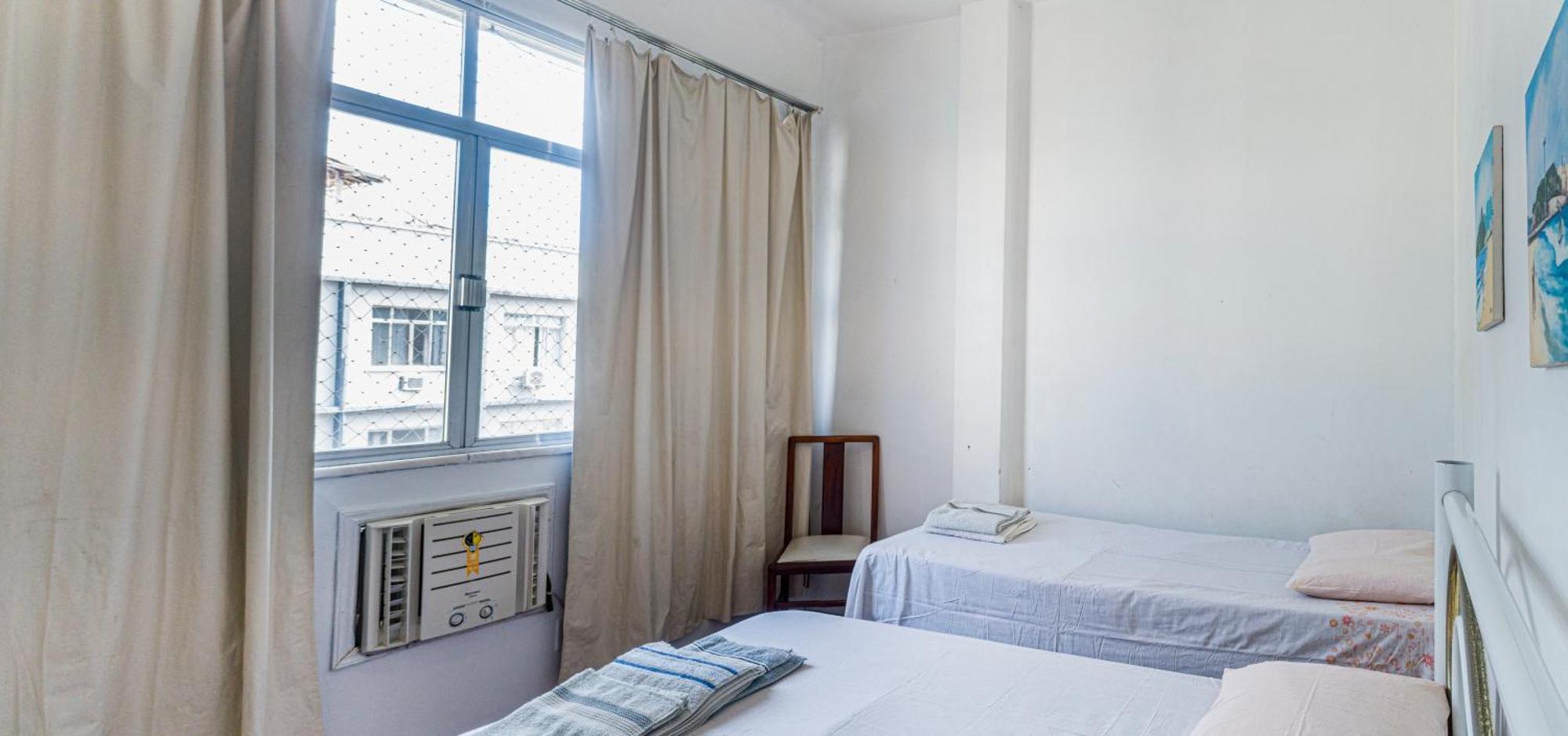 Copacabana 3 Suites, Andar Alto Com Vista Mar, 9 Camas, Enorme, Wifi 300mb, Ar Condicionado Em Todas Suites, Pauloangerami Mvc1812 Apartamento