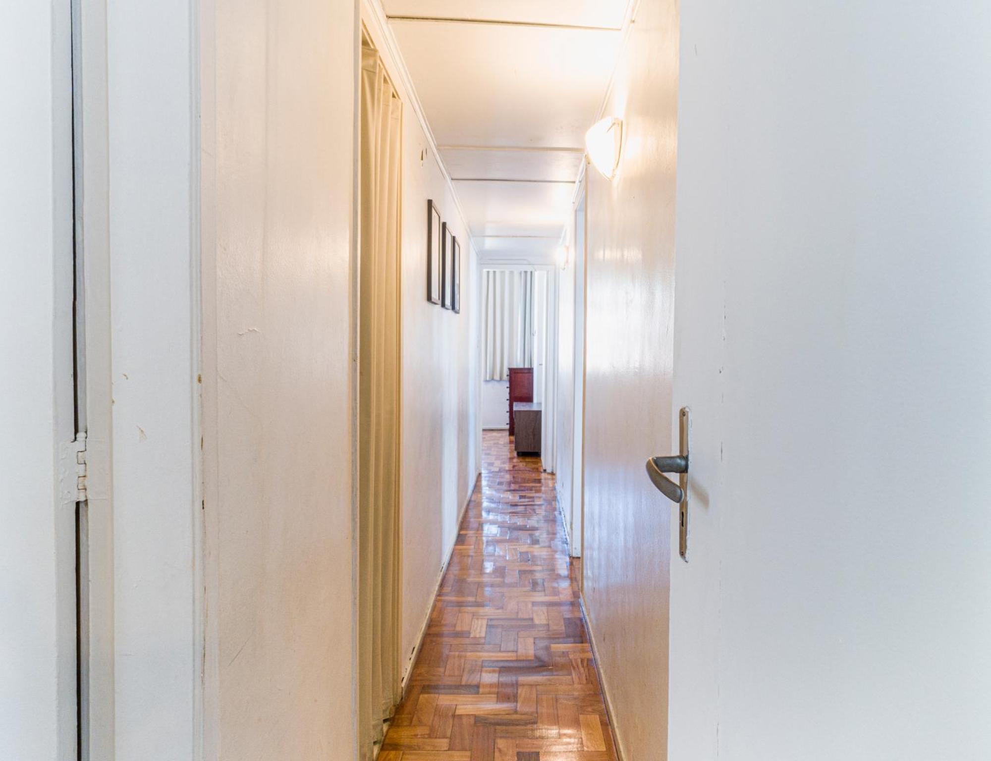Apartamento Copacabana 3 Suites, Andar Alto Com Vista Mar, 9 Camas, Enorme, Wifi 300mb, Ar Condicionado Em Todas Suites, Pauloangerami Mvc1812 *