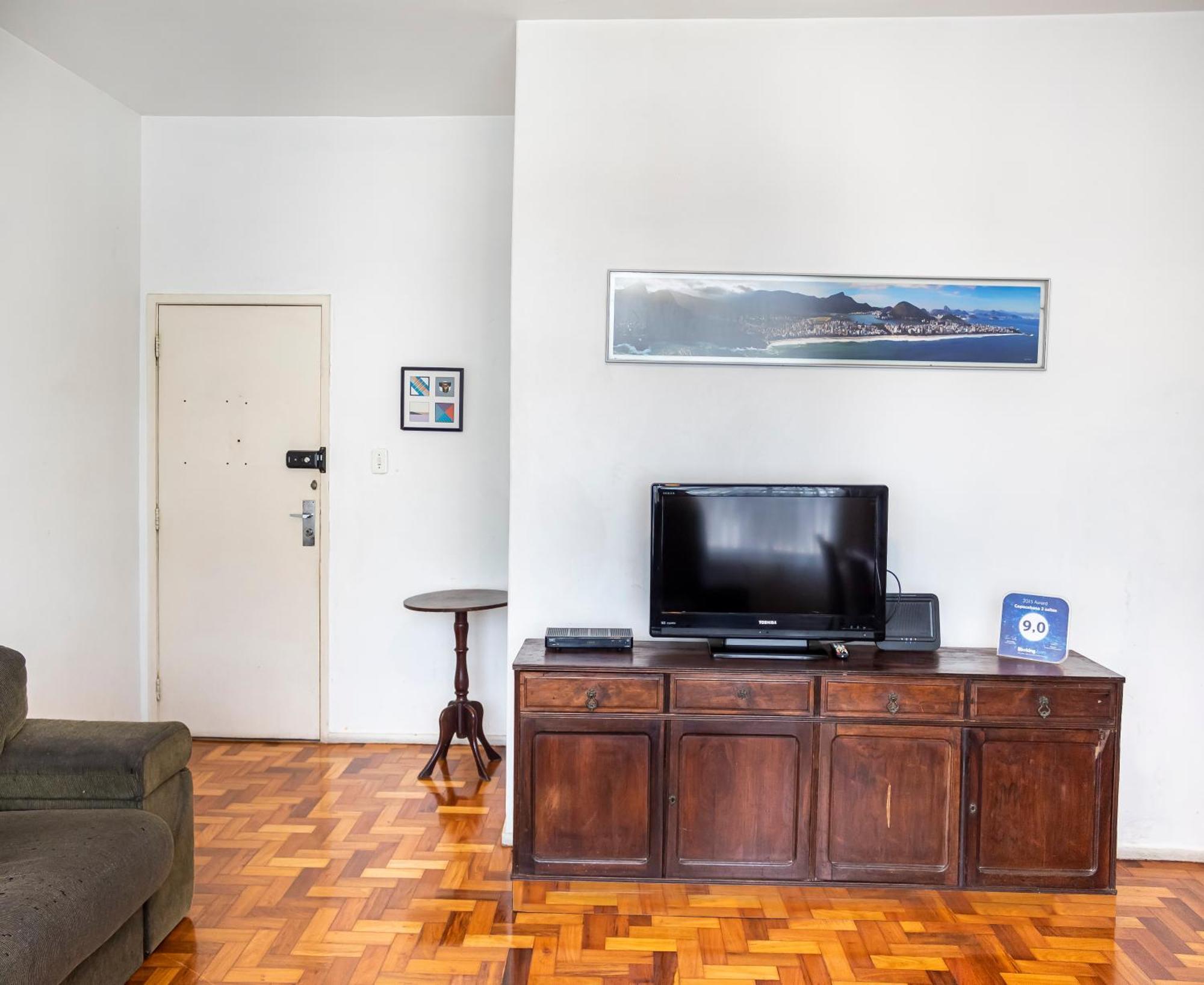 Copacabana 3 Suites, Andar Alto Com Vista Mar, 9 Camas, Enorme, Wifi 300mb, Ar Condicionado Em Todas Suites, Pauloangerami Mvc1812 * Río de Janeiro